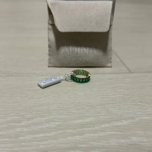 Eternity Ring with Gold Setting And Green Emerald Gemstones - Picture 3 of 9
